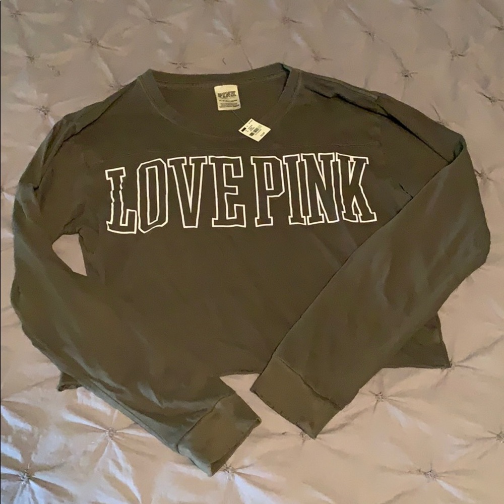 Victoria’s Secret PINK long sleeve crop top